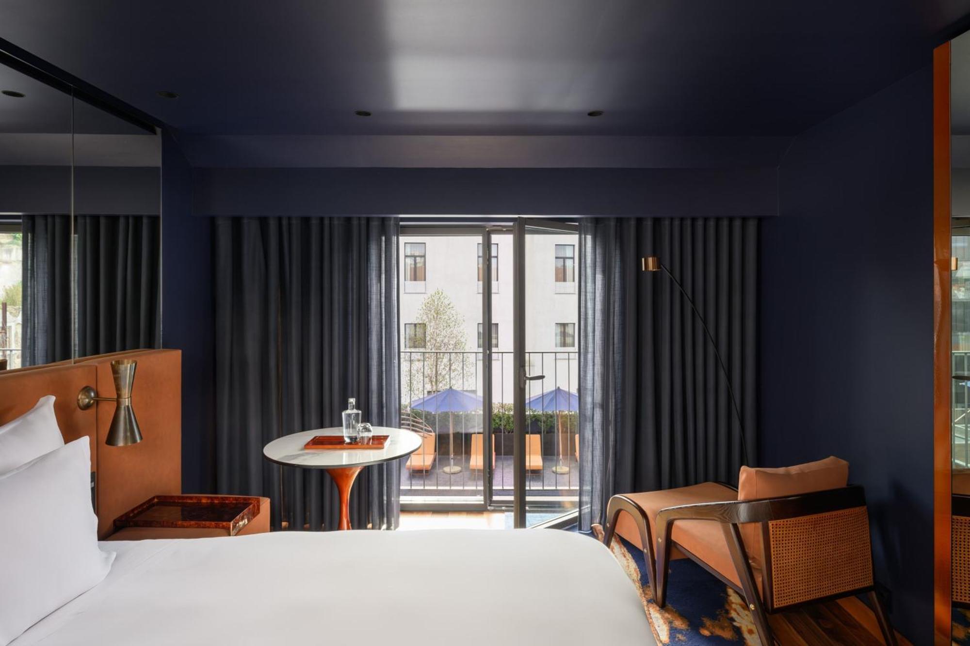 Quarto Twin Superior com Vista Piscina